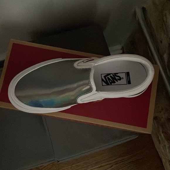 Vans skate pro slip-on iridescent silver & true white sneakers womens 7.5 men 6 - Picture 3 of 3